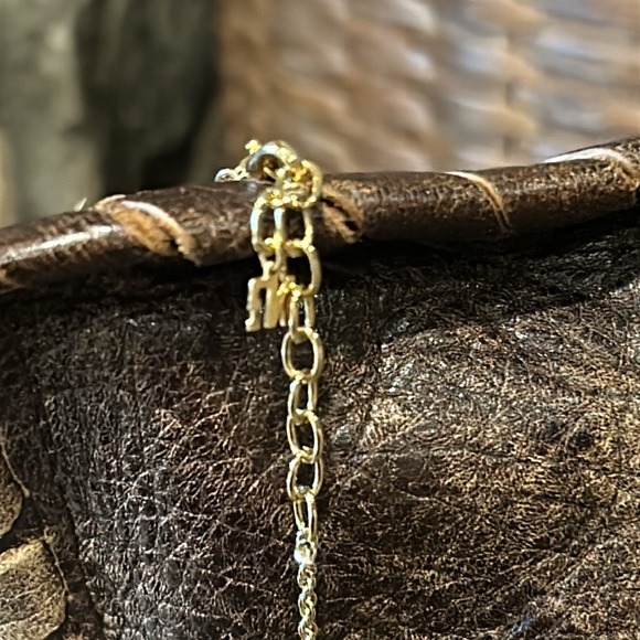 Nina Ricci Vintage Authentic Gold Plated Necklace W/“NR” Charm & Precious Stones - Picture 6 of 9